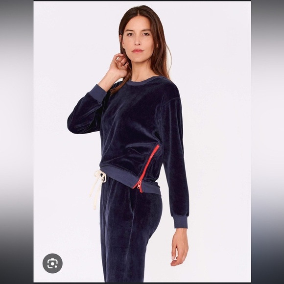 Sundry Anthropologie burnt orange y2k style velour crew neck sweater- size S - Picture 2 of 14